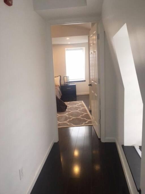 Luxury Three Story Apartment In Short North โคลัมบัส ภายนอก รูปภาพ