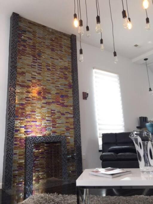Luxury Three Story Apartment In Short North โคลัมบัส ภายนอก รูปภาพ